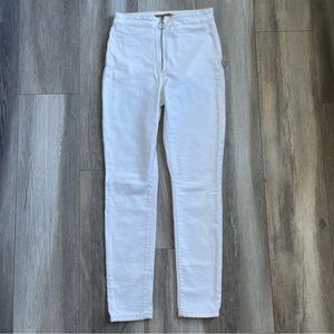 Joe’s Jeans White Ring Zipper Straight Leg Jean